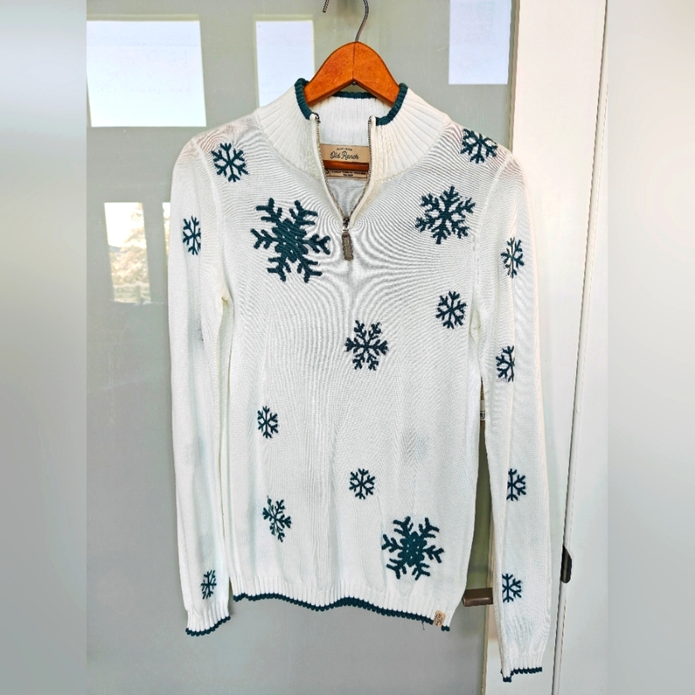 NWT Old Ranch Snowflake Sweater XS